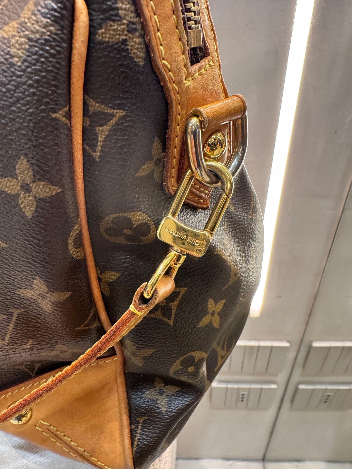 Louis Vuitton Retire