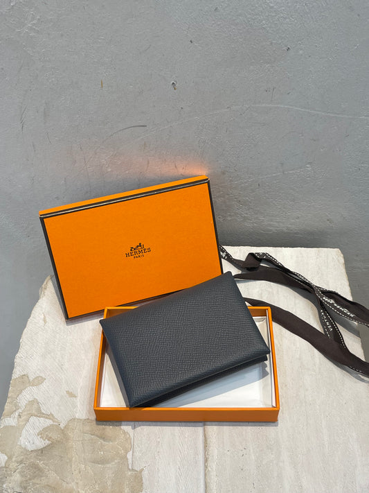 Hermès Portacarte Calvi Duo Compact