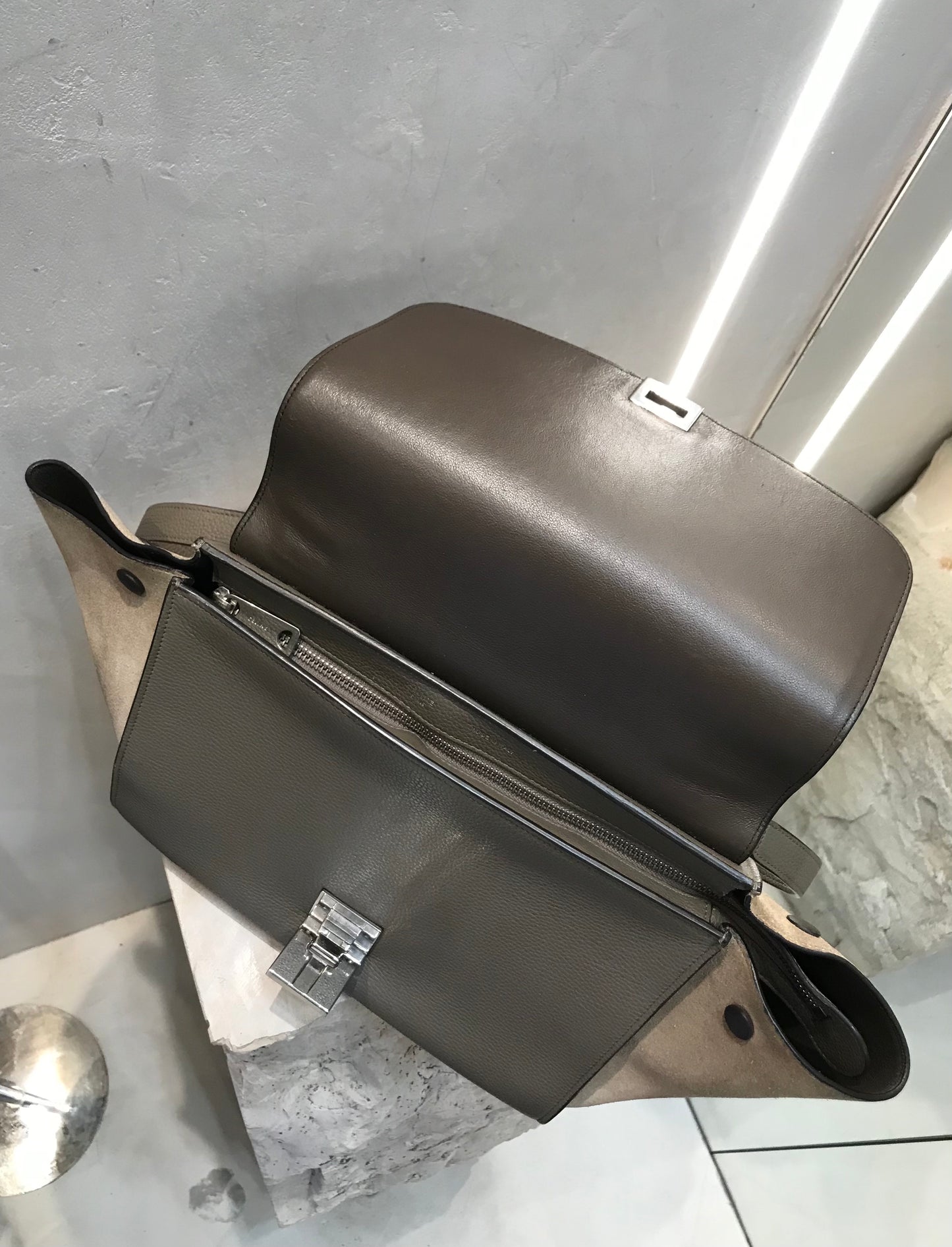 Celine Trapeze
