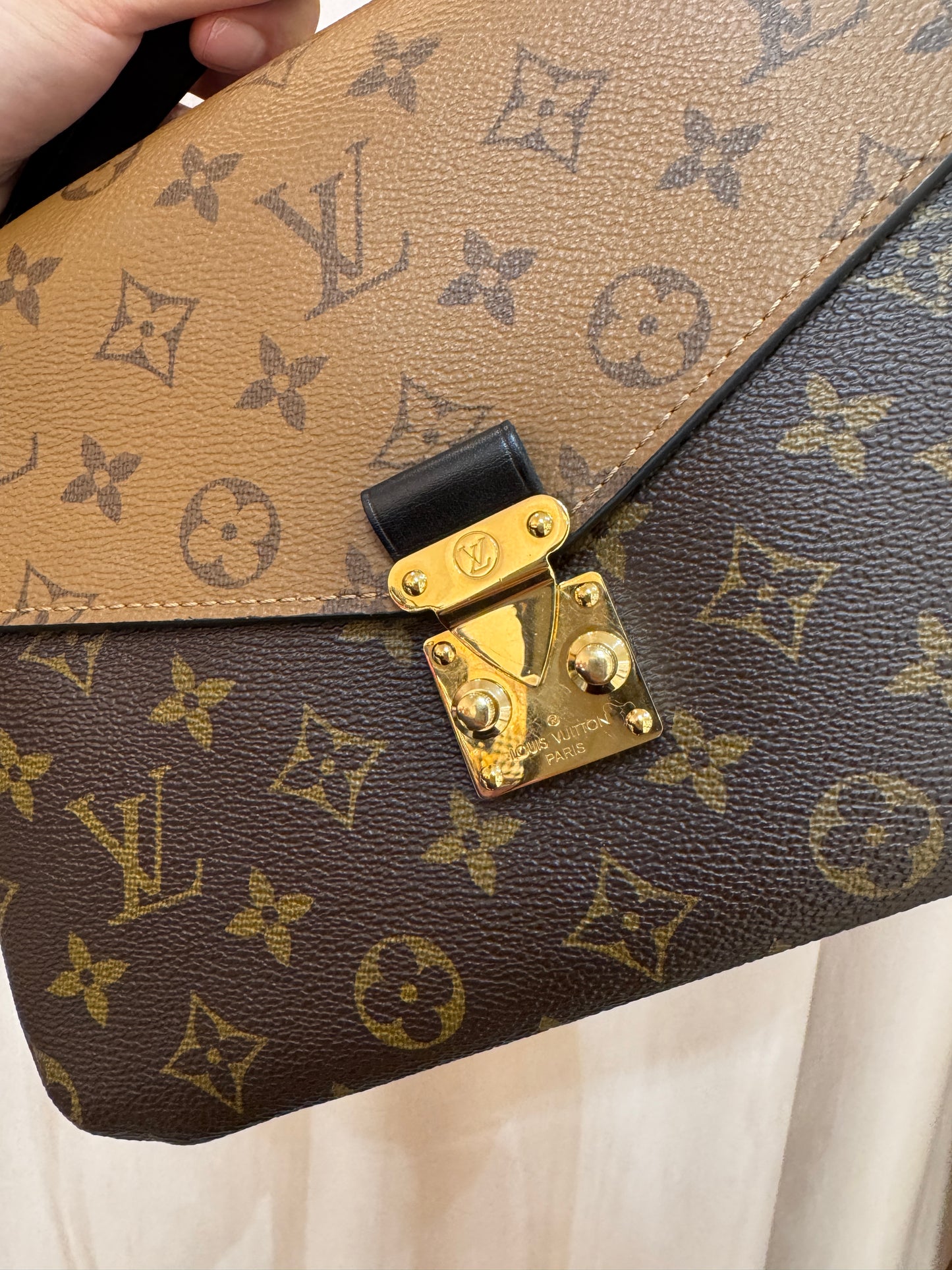 Louis Vuitton Metis Reverse