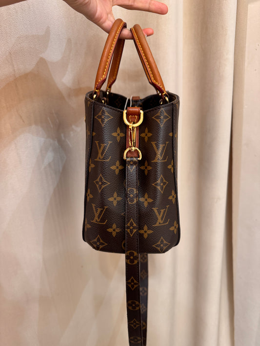 Louis Vuitton Montaigne pm