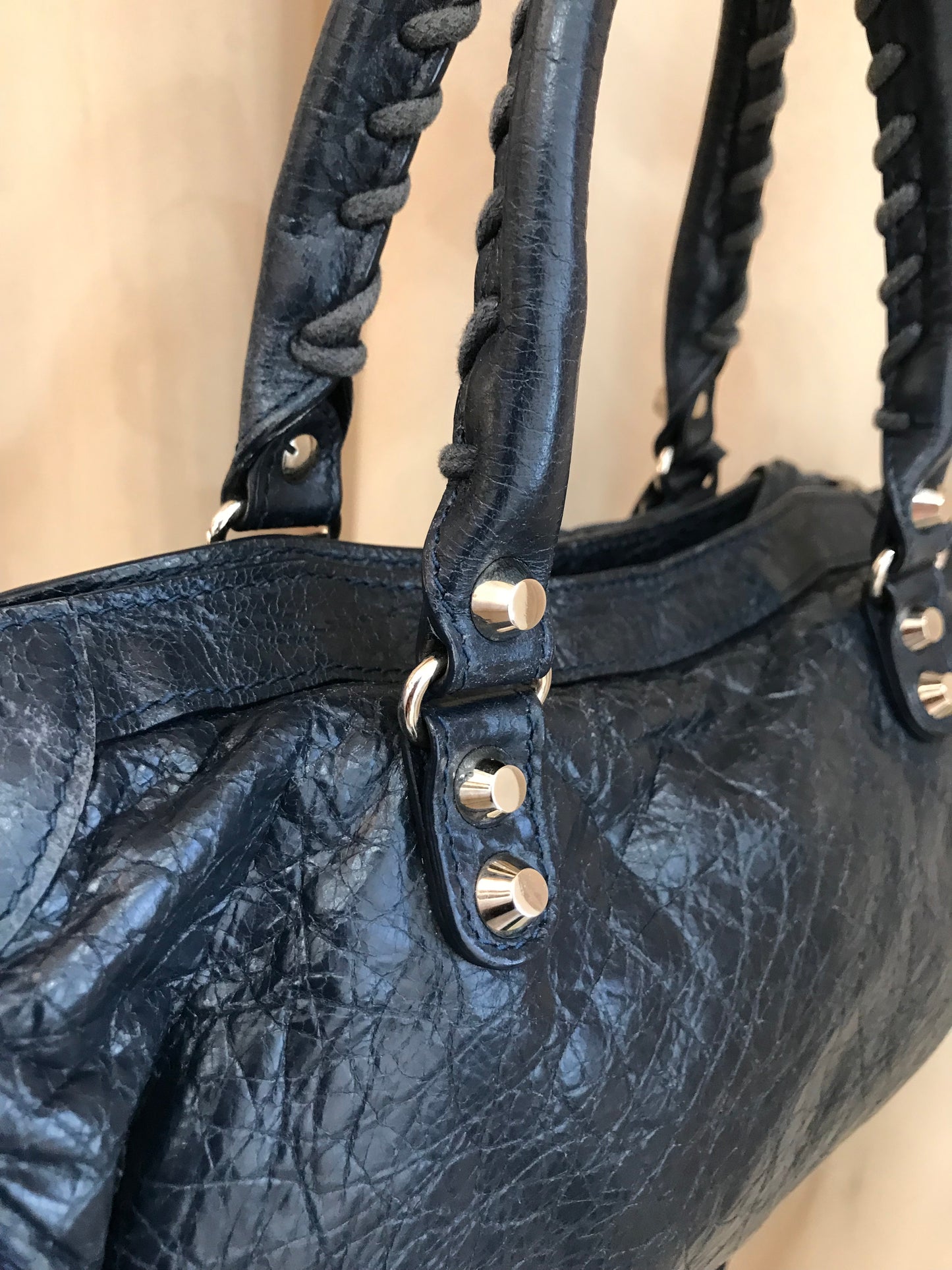 Balenciaga City Tg Media