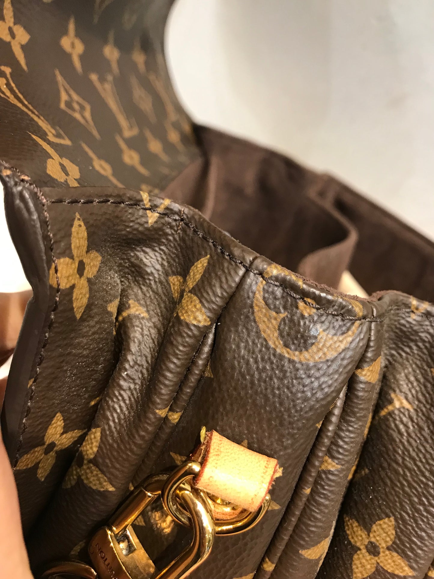 Louis Vuitton Metis