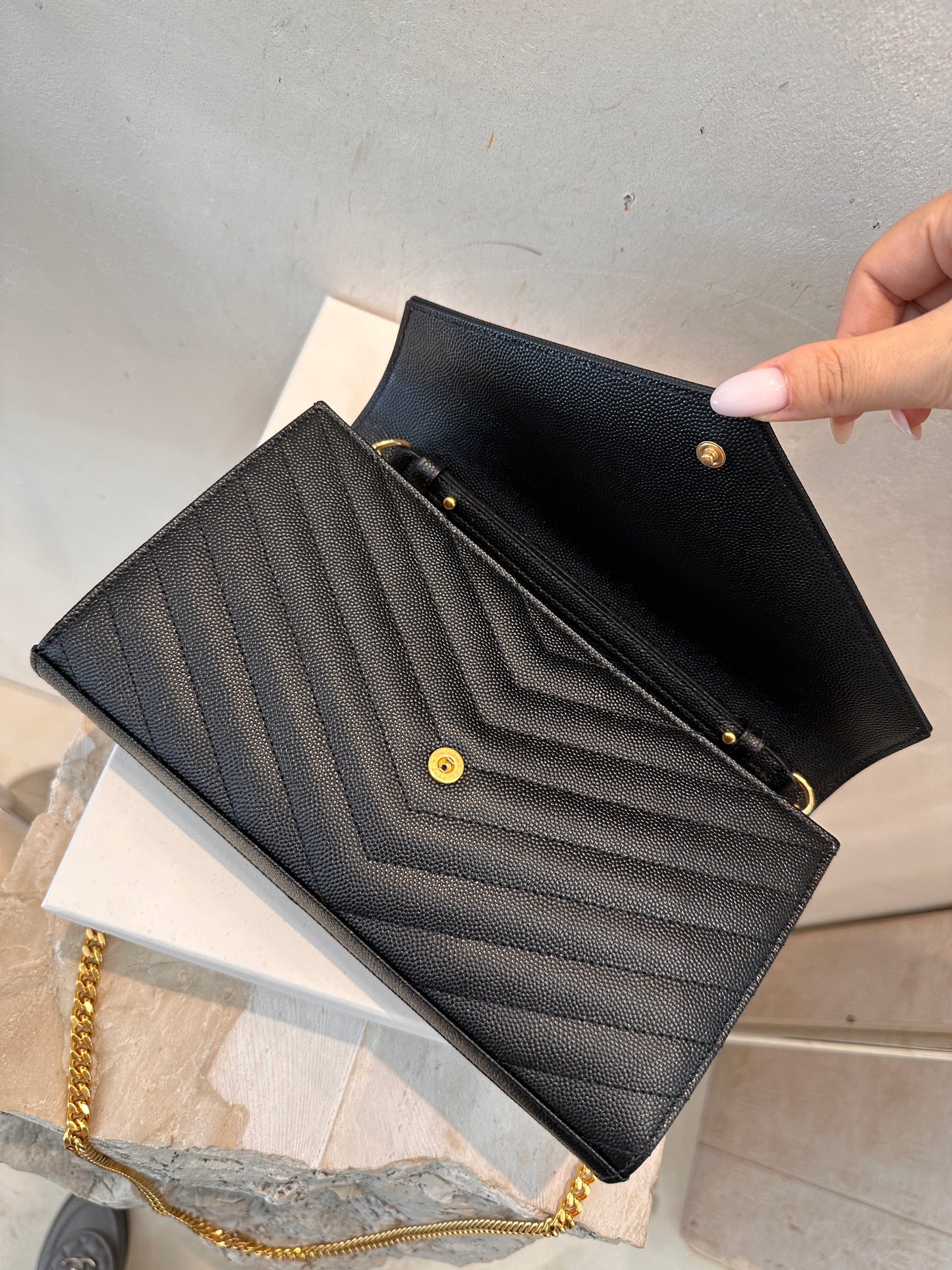 YSL POCHETTE CON CATENA CASSANDRE