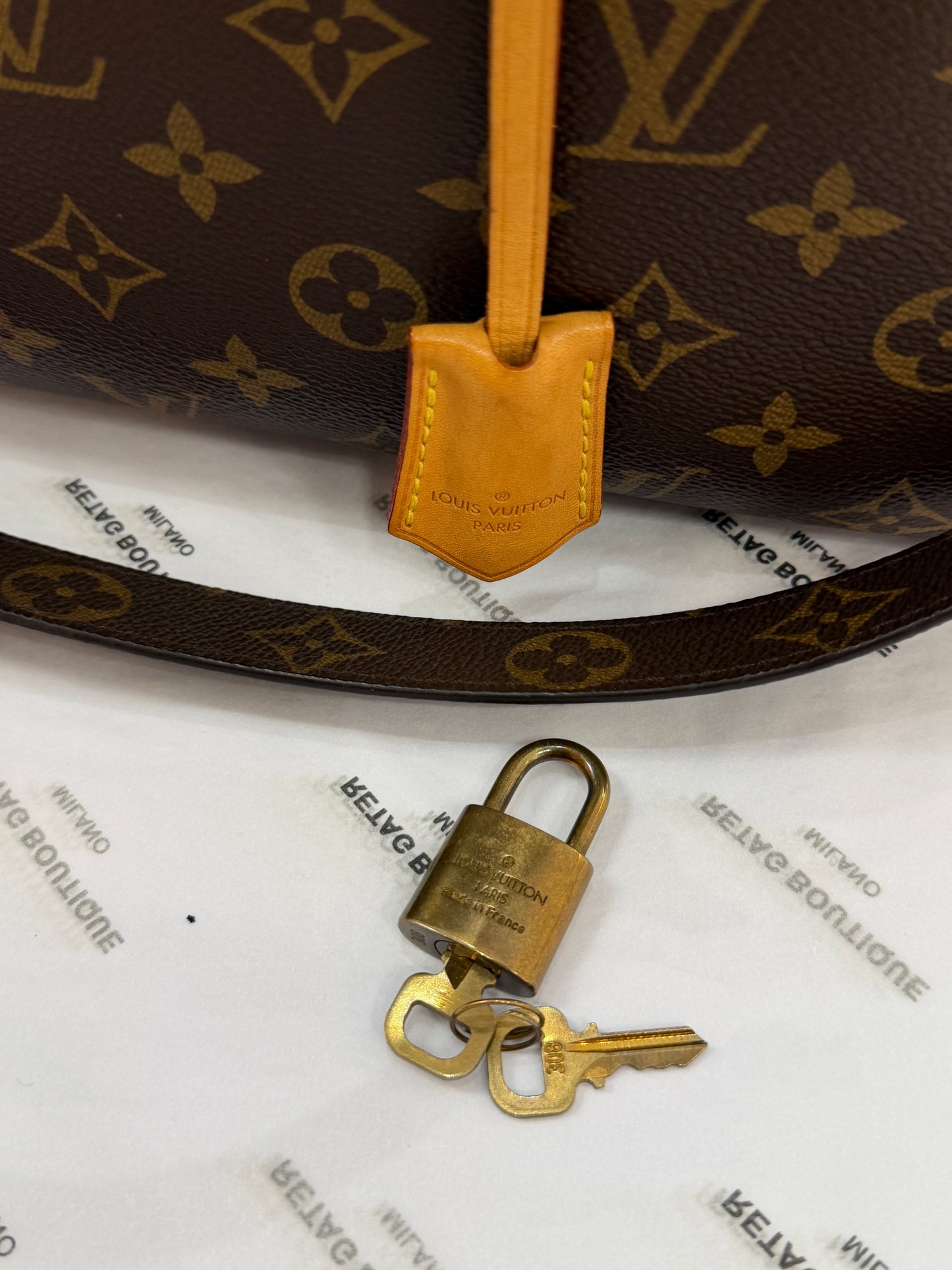Louis Vuitton Montaigne Tg Media
