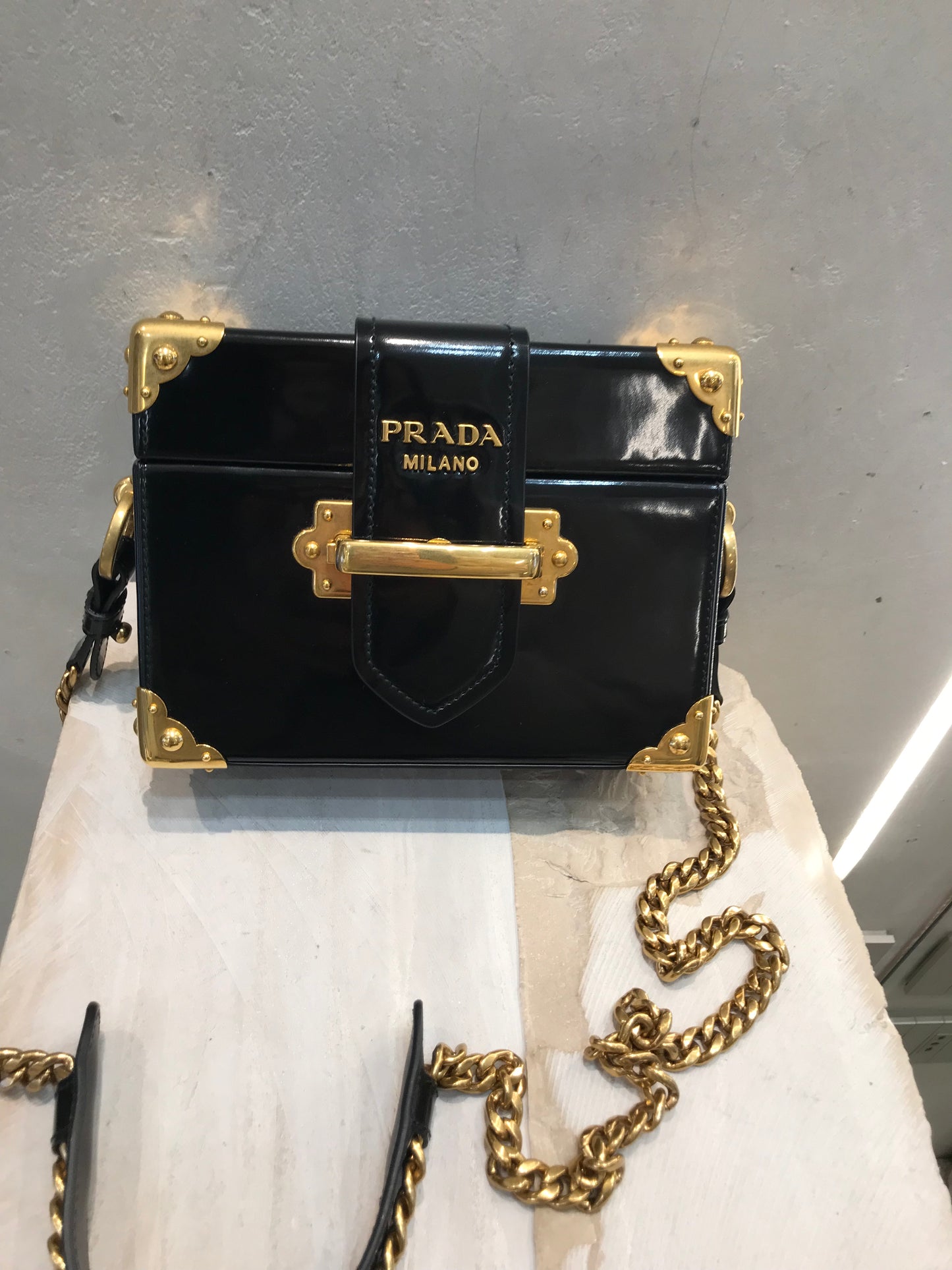 Prada Cahier
