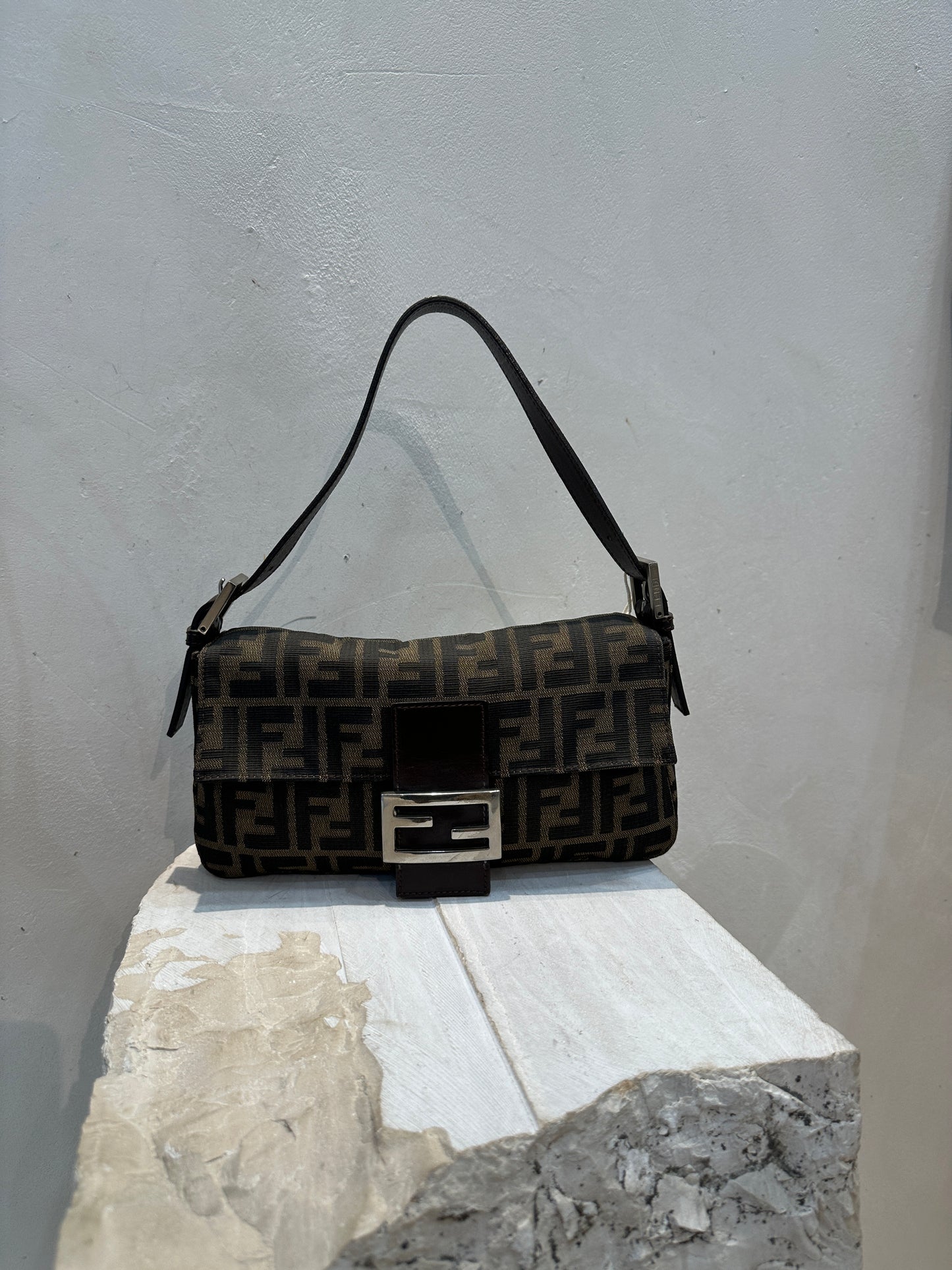 Fendi Baguette