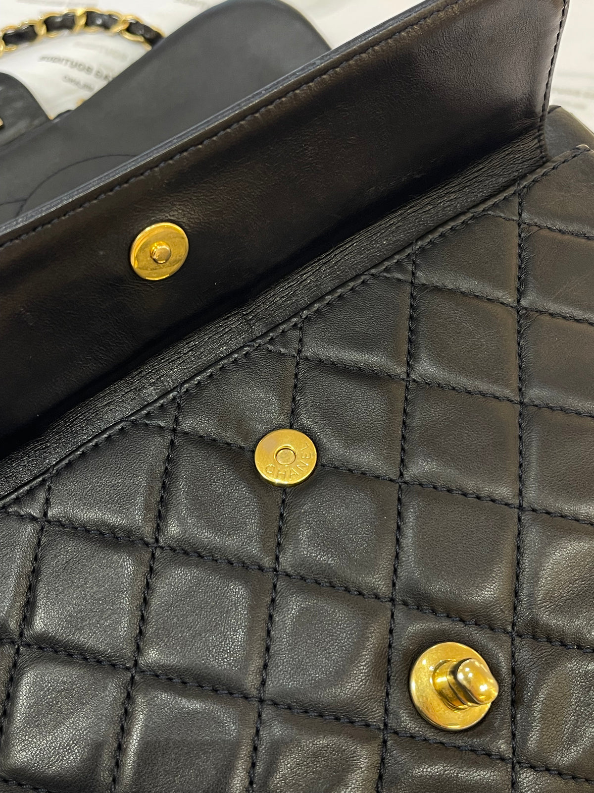 Chanel Borsa in Pelle Blu Scuro