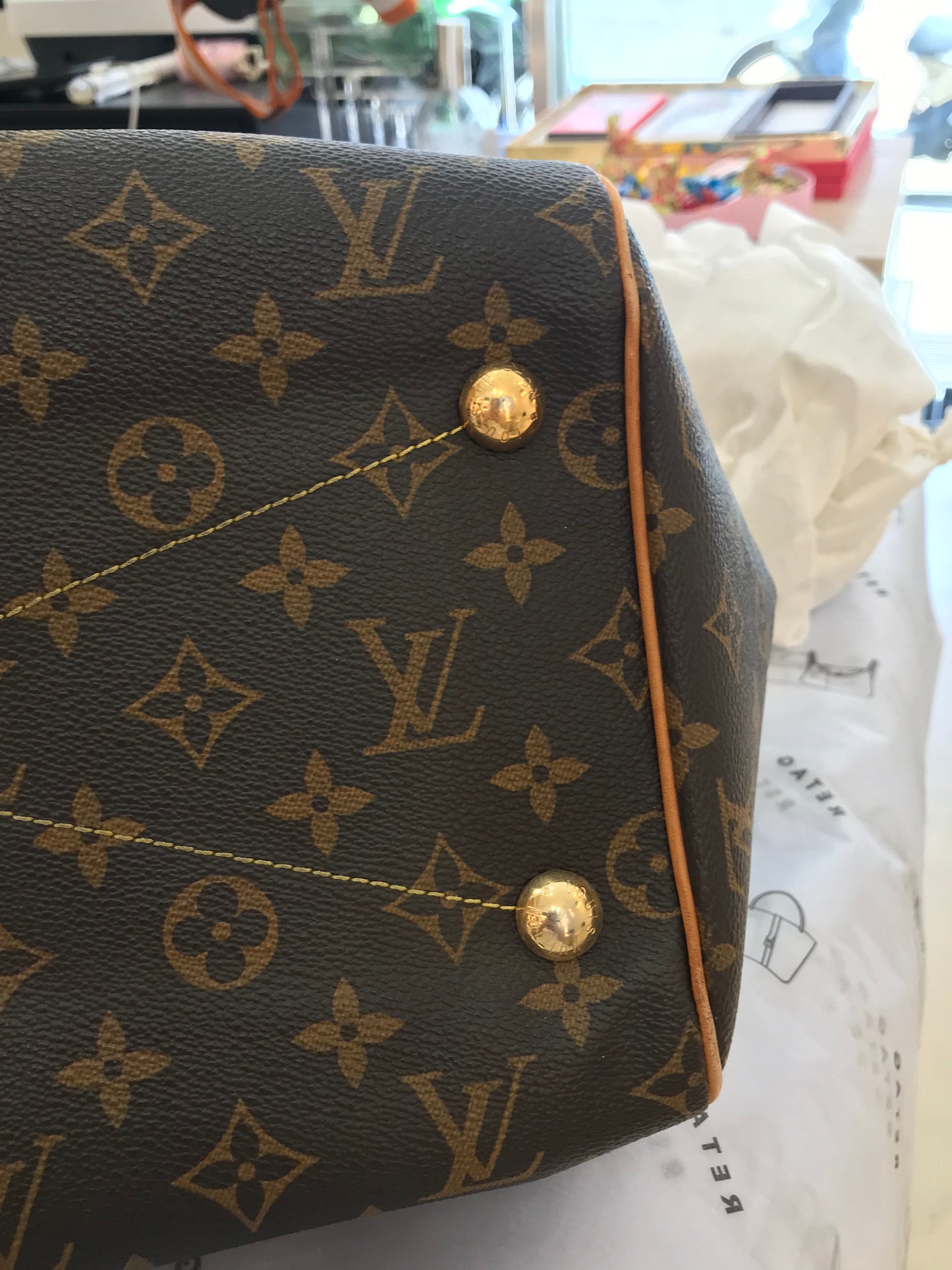 Louis Vuitton Tivoli