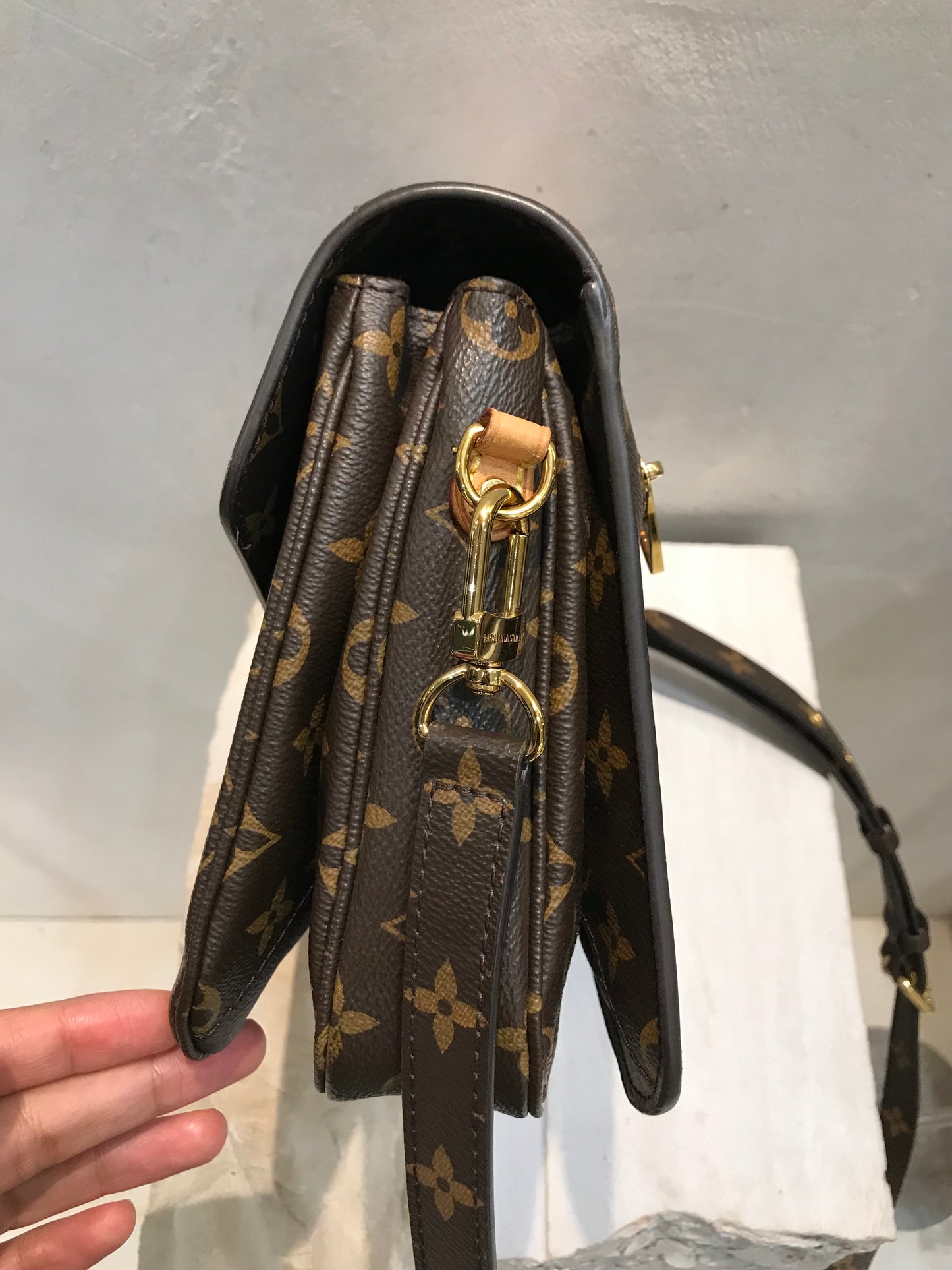 Louis Vuitton Metis