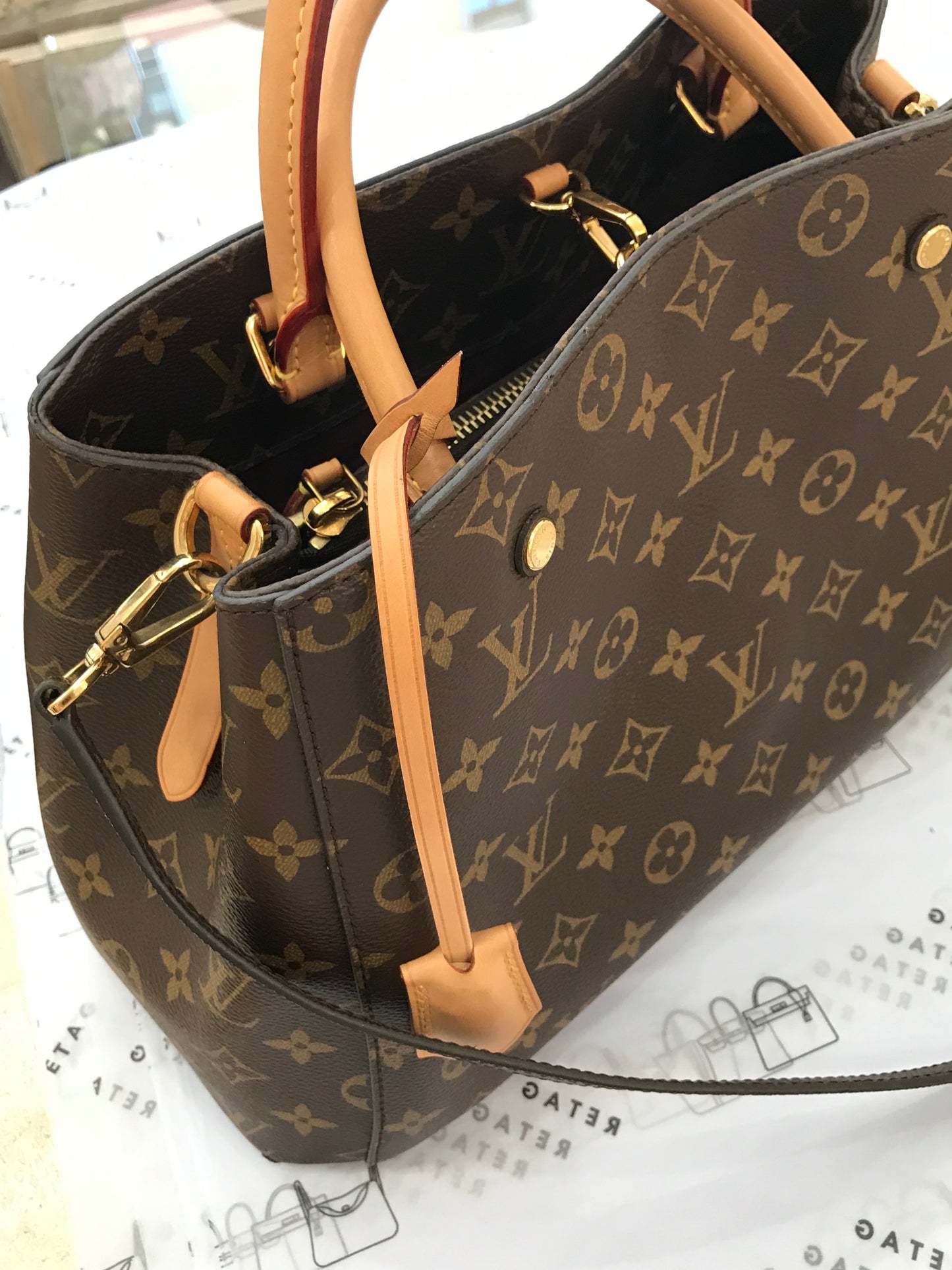 Louis Vuitton Montaigne tg Media