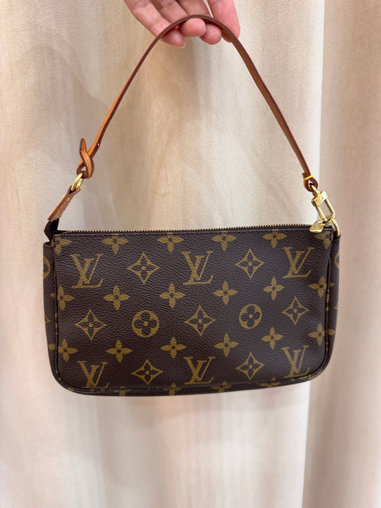 Louis Vuitton Pochette