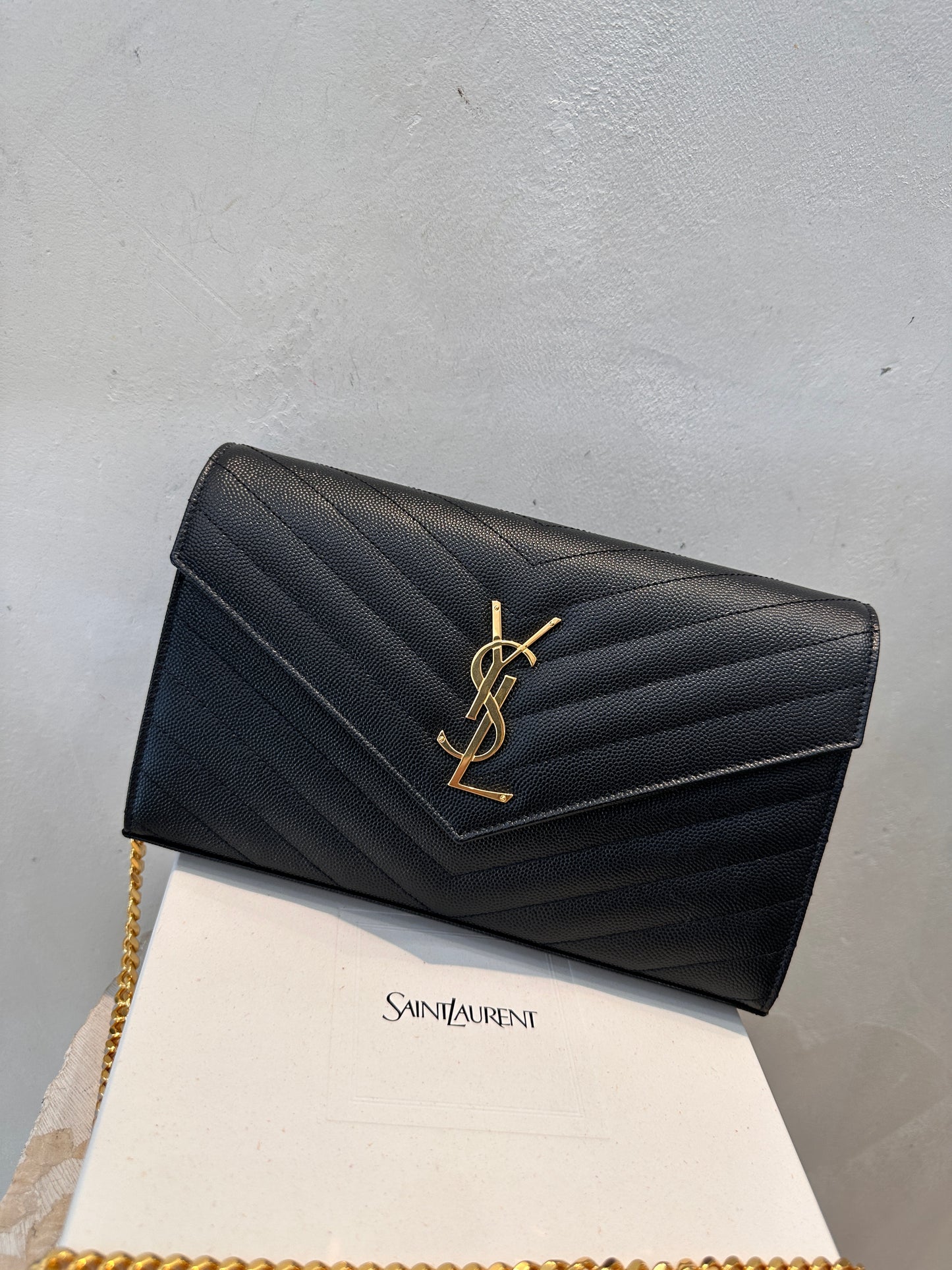 YSL POCHETTE CON CATENA CASSANDRE