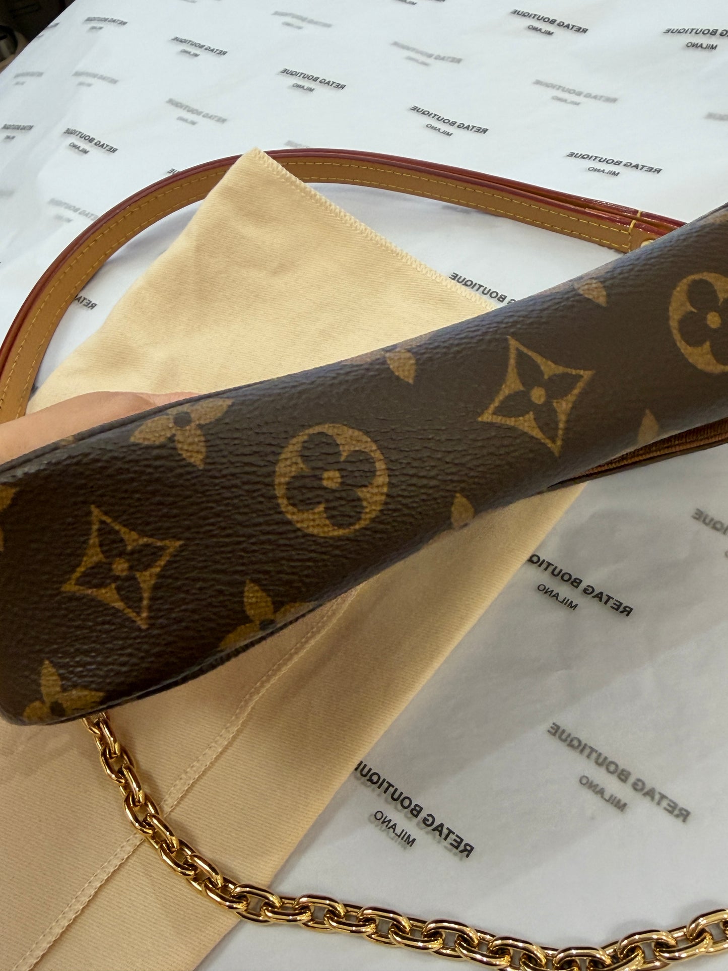 Louis Vuitton Portafoglio con catenella Ivy