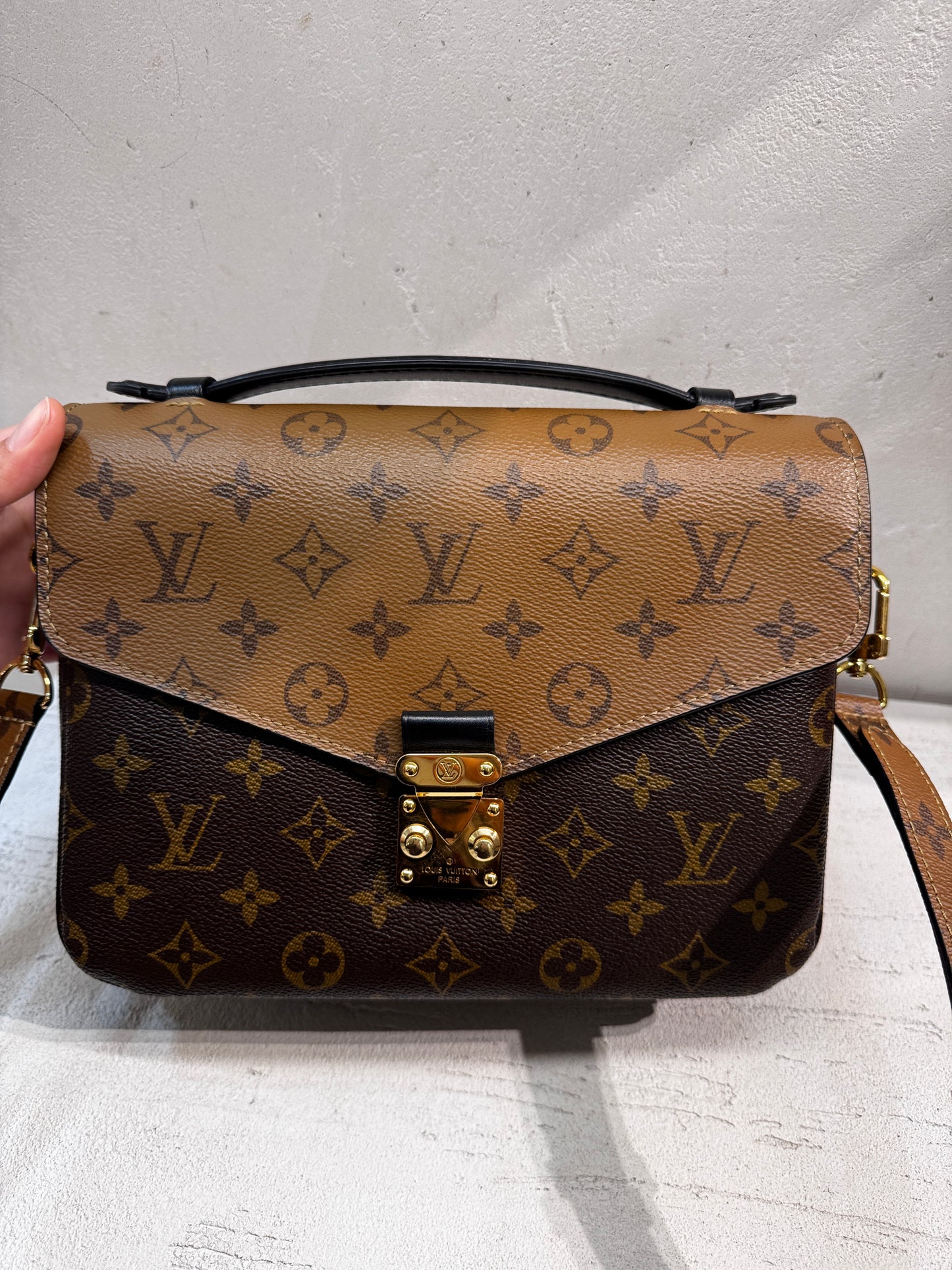 Louis Vuitton Metis Reverse