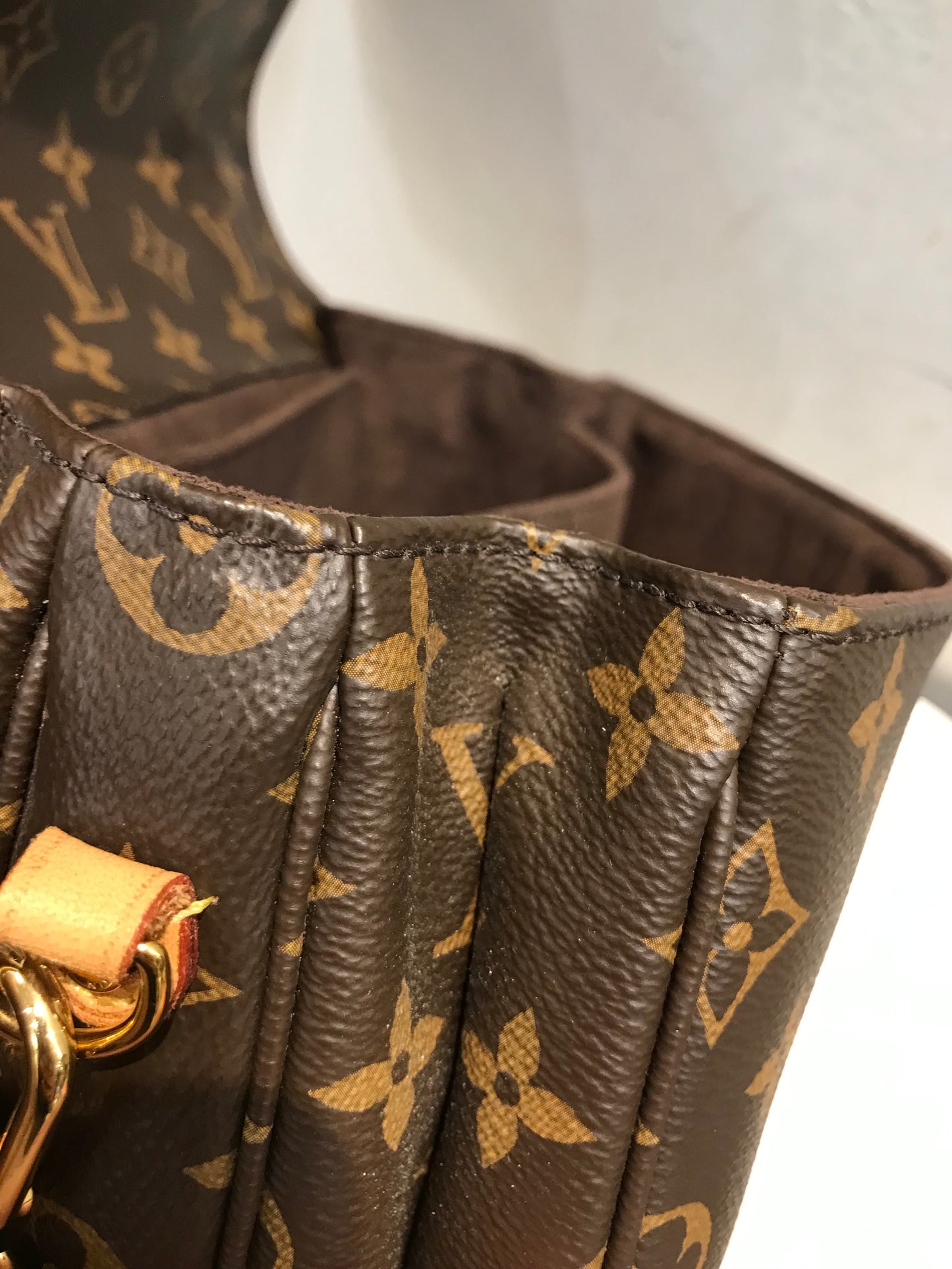 Louis Vuitton Metis