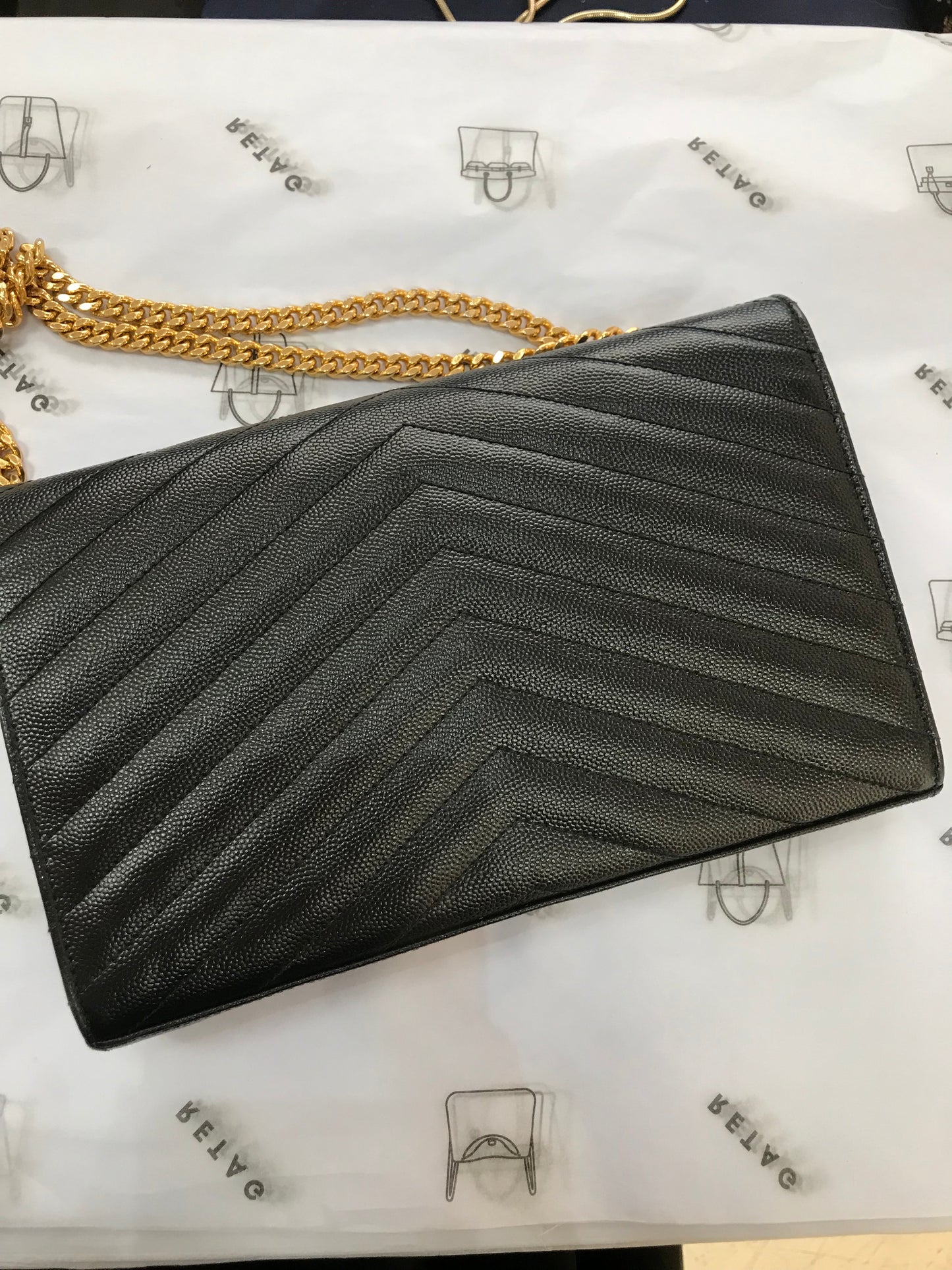 Saint Laurent Pochette con Catena Cassandre