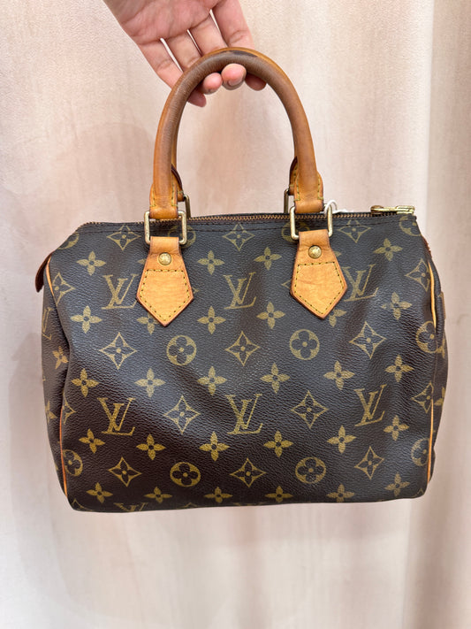 Louis Vuitton Speedy25
