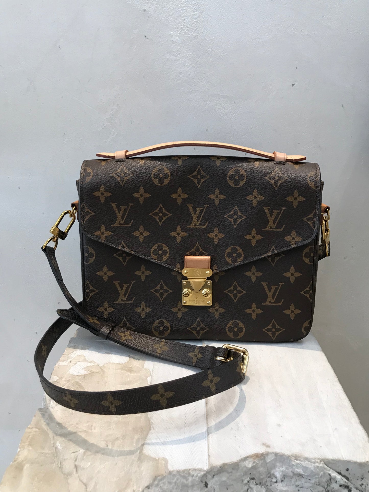 Louis Vuitton Metis
