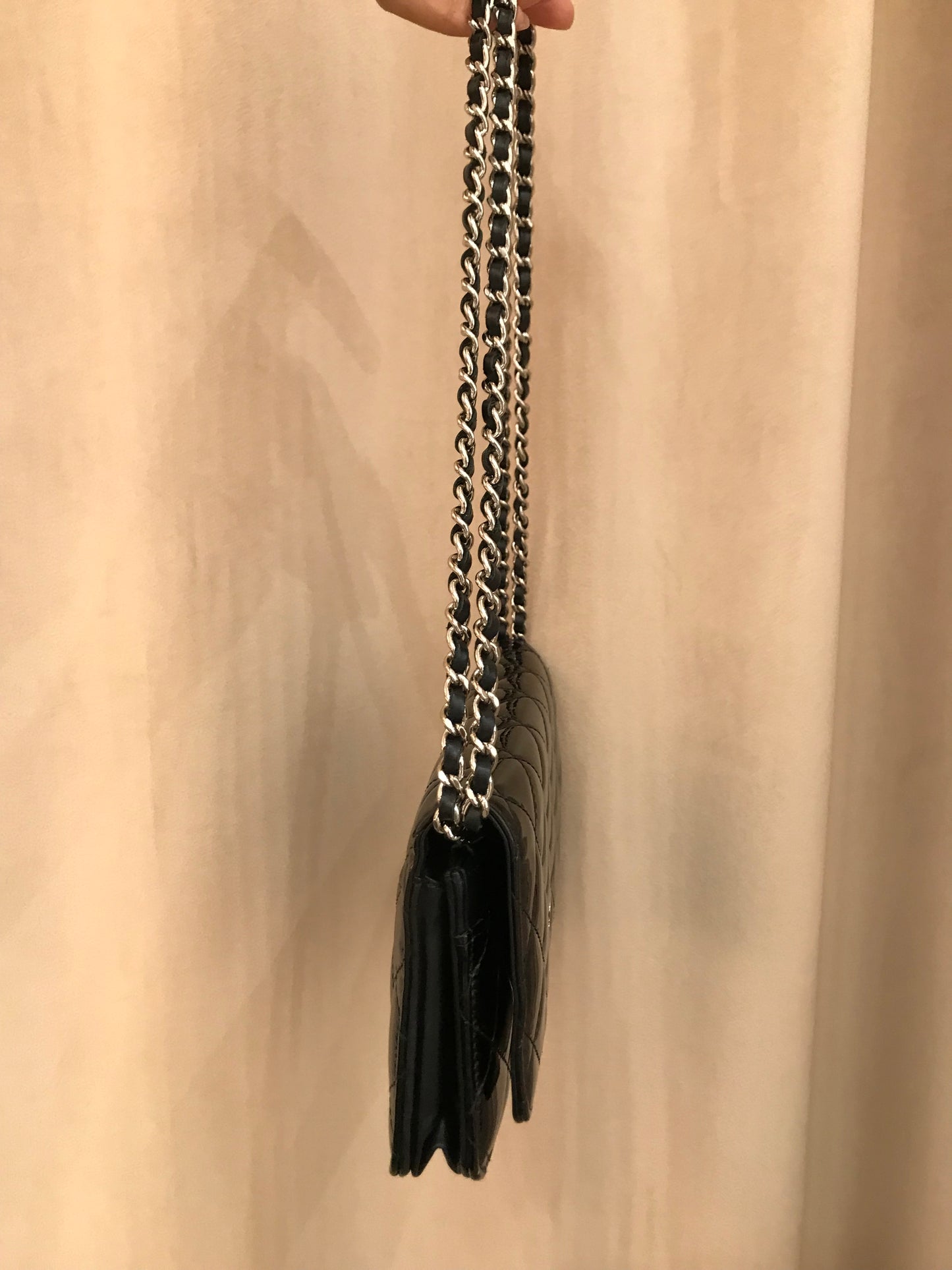 Chanel Classic Wallet On chain