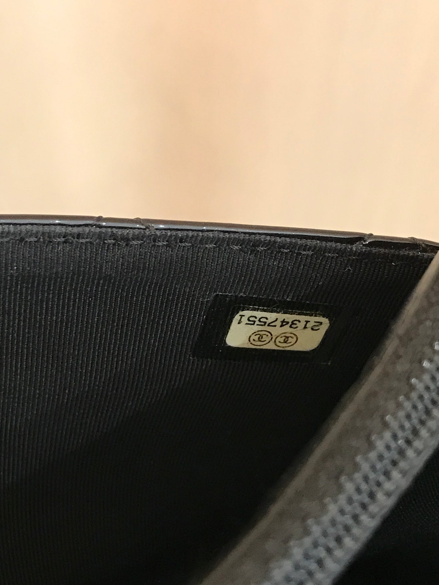 Chanel Classic Wallet On chain