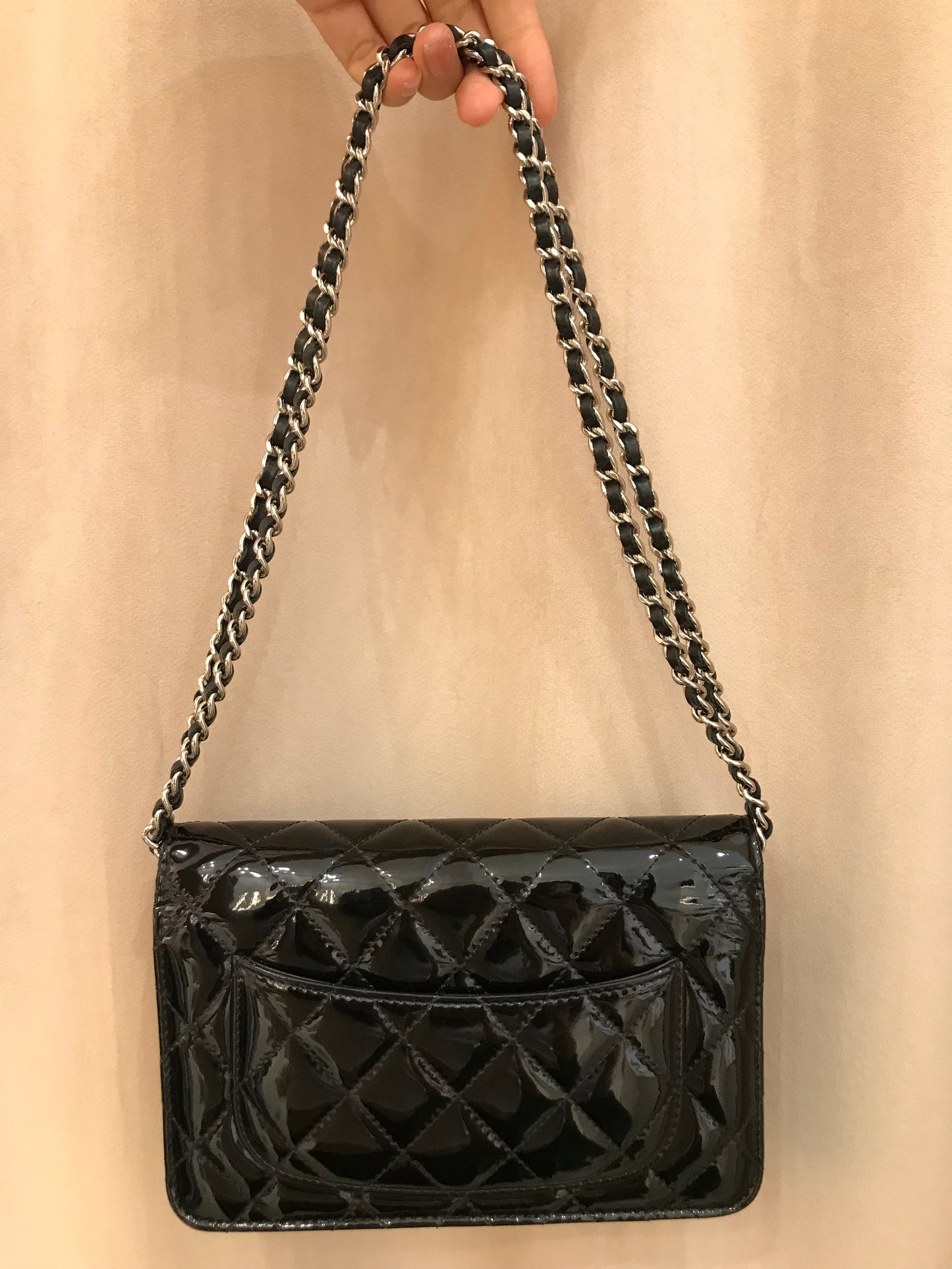 Chanel Classic Wallet On chain
