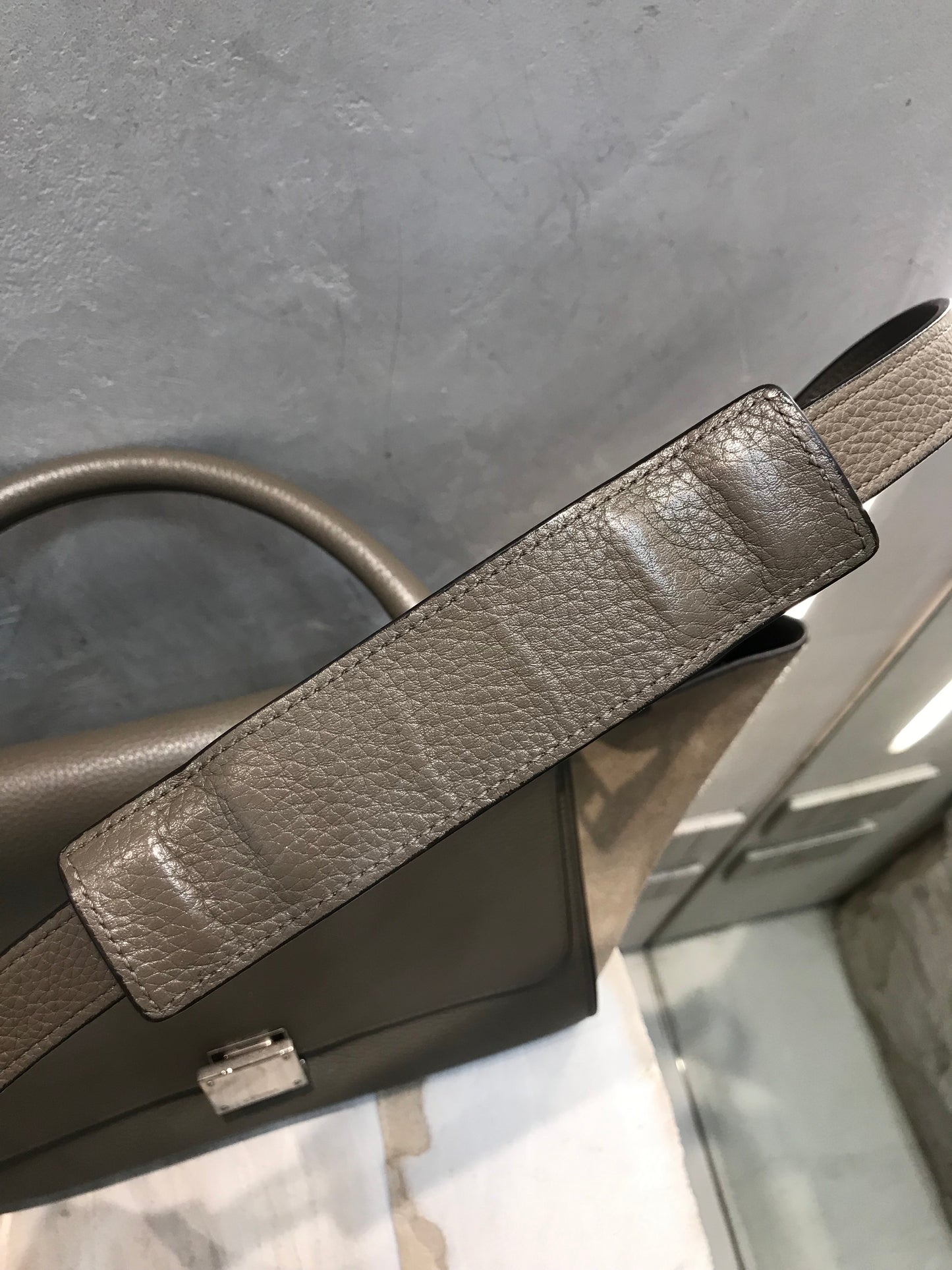 Celine Trapeze