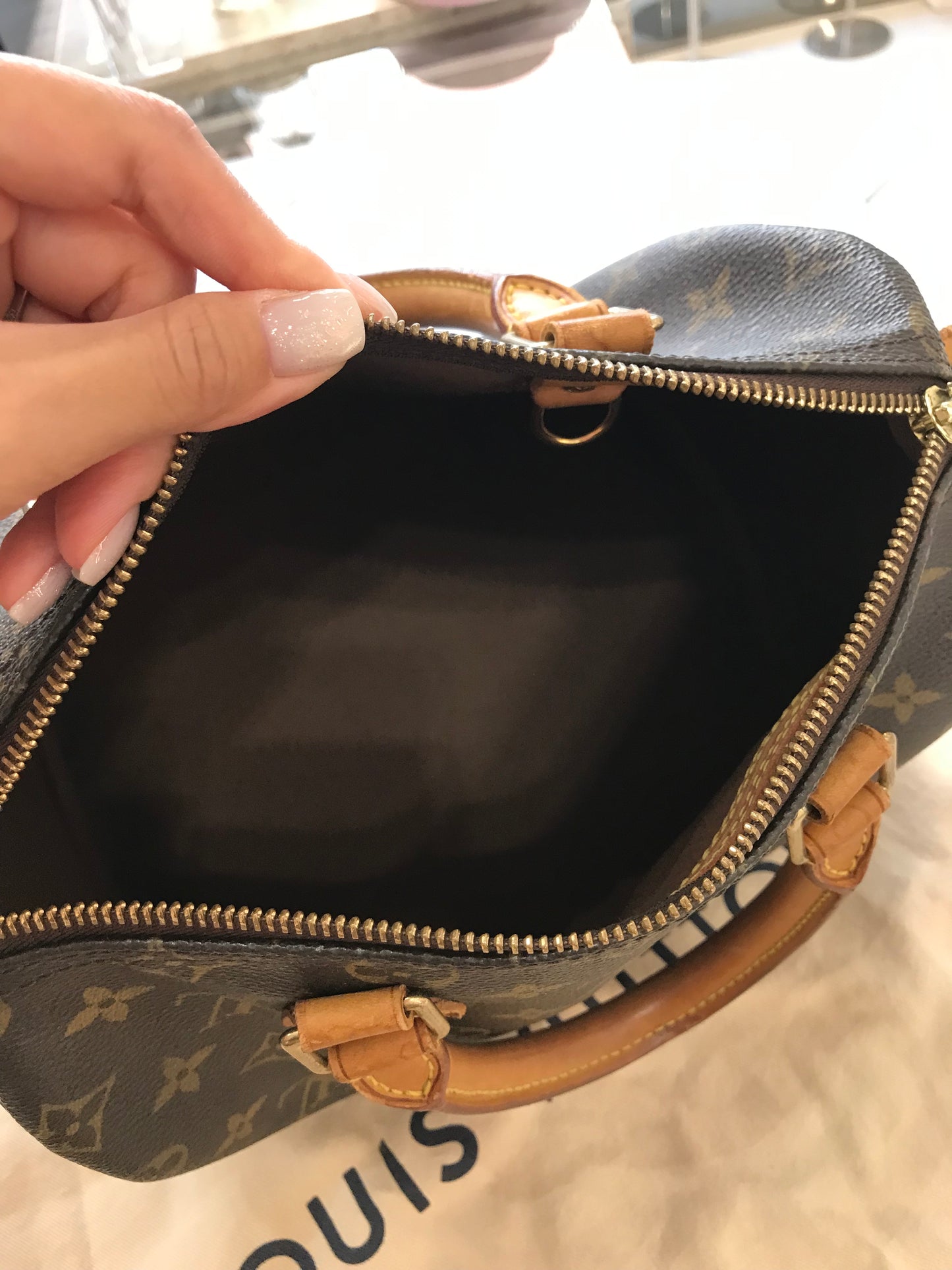 Louis Vuitton Speedy25