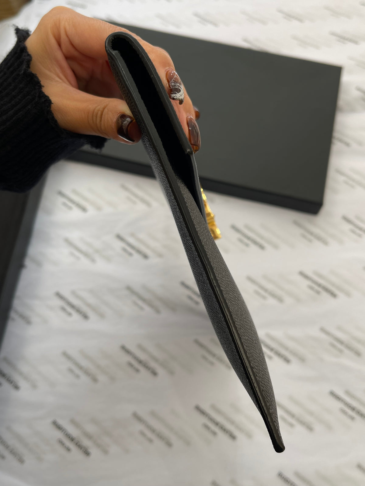 Pochette Saint Laurent