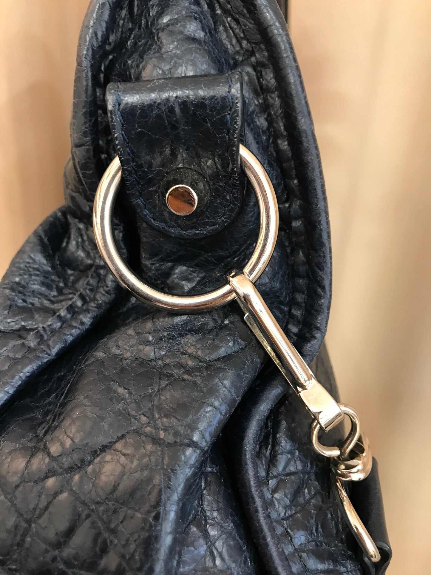 Balenciaga City Tg Media