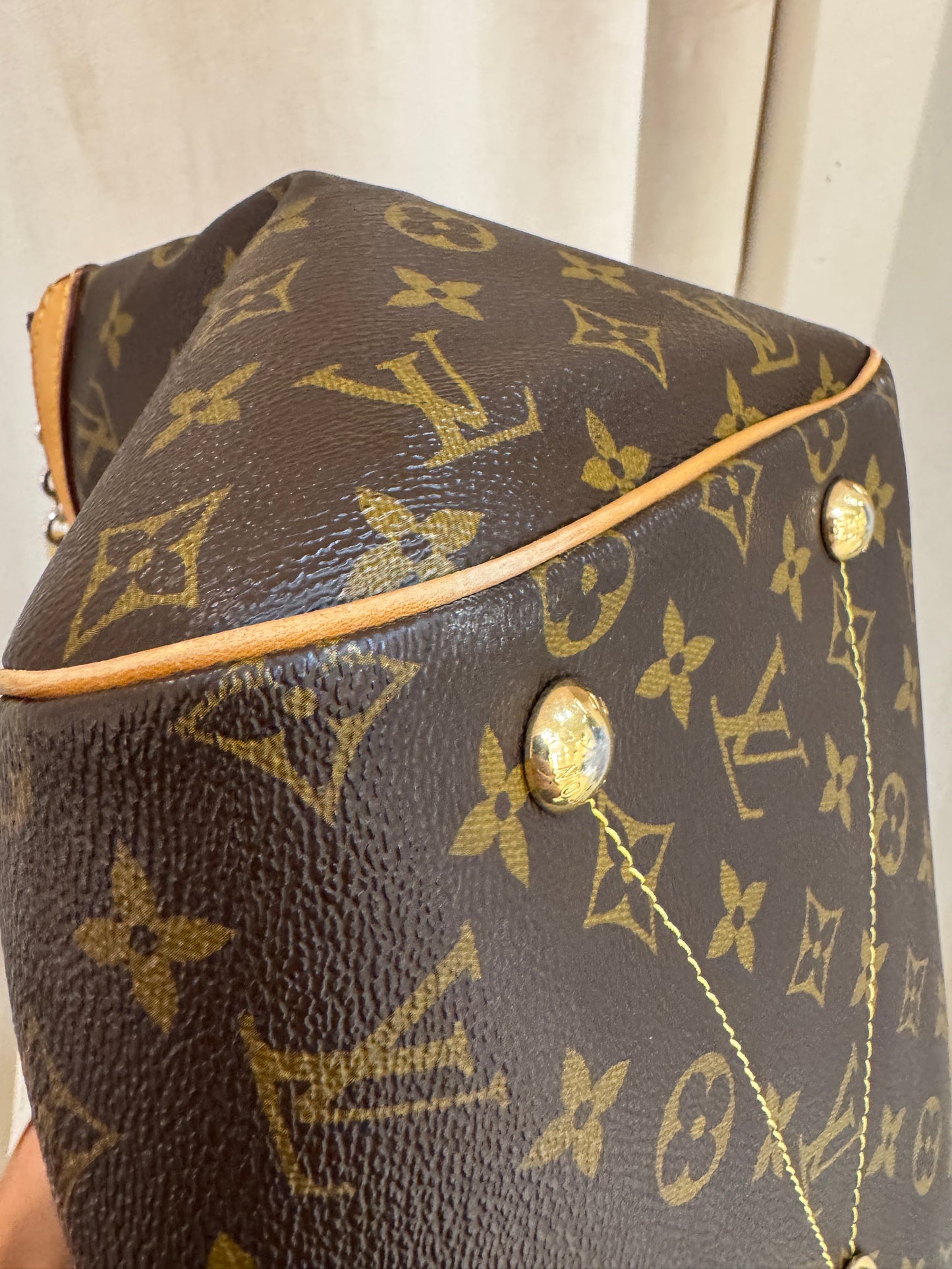 Louis Vuitton Tivoli tg GM