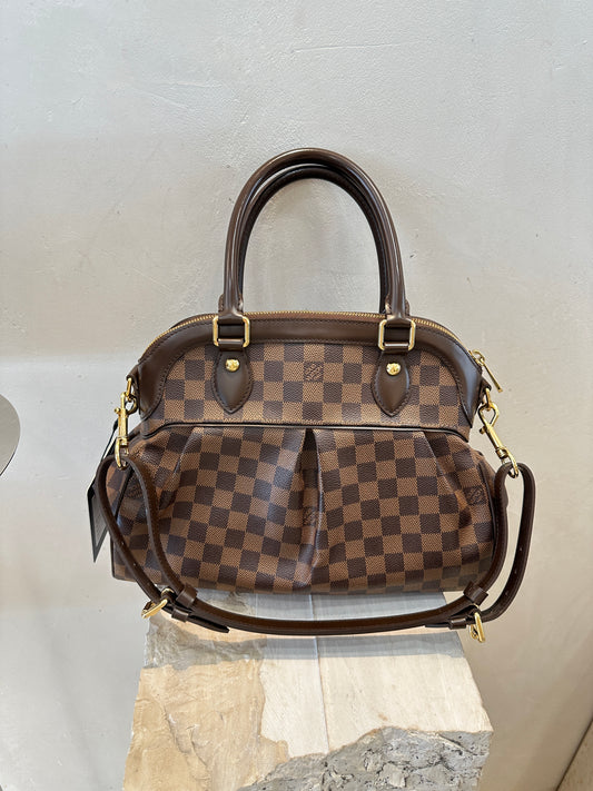 Louis Vuitton Trevi
