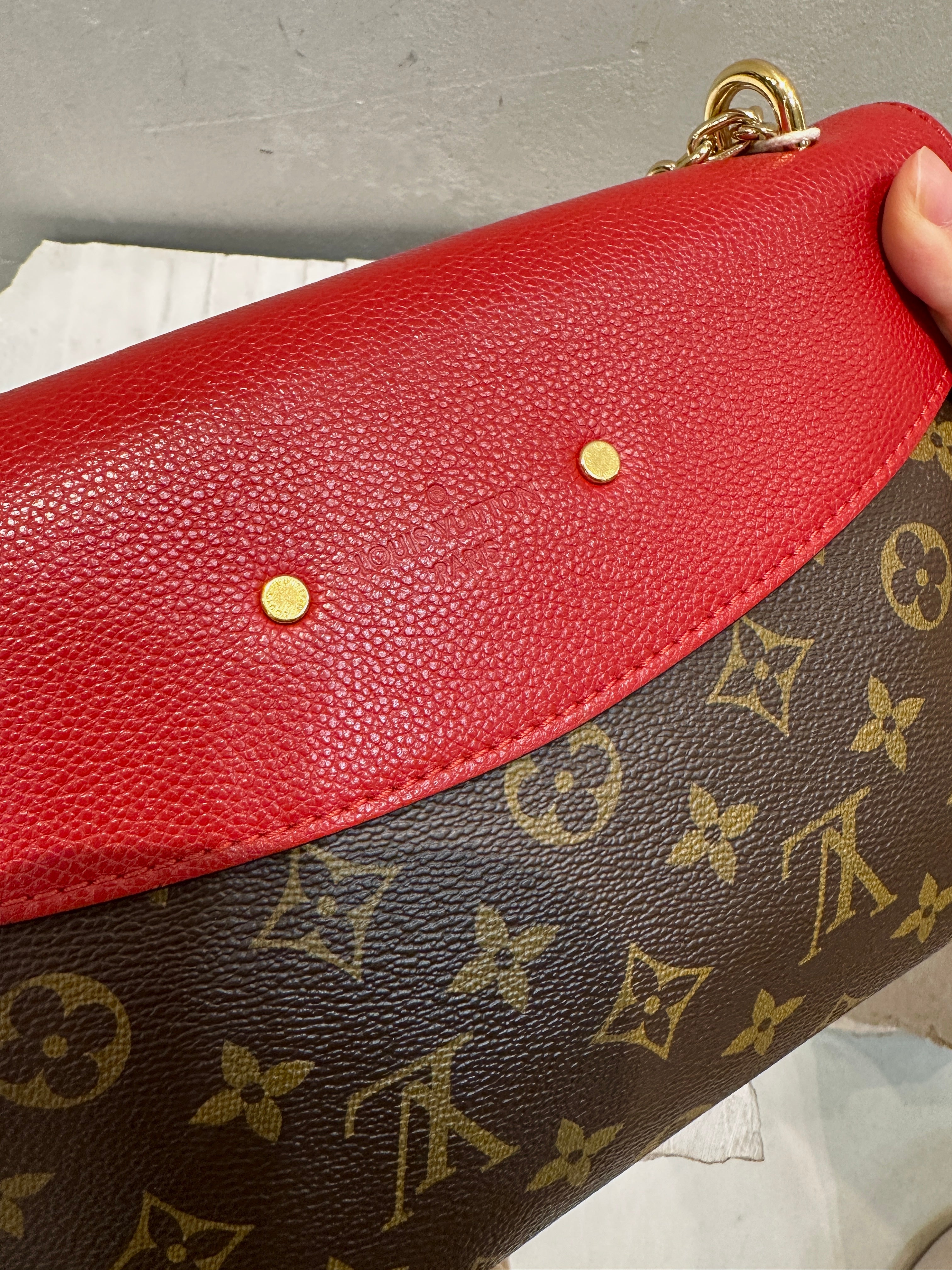 Borsa pallas louis on sale vuitton