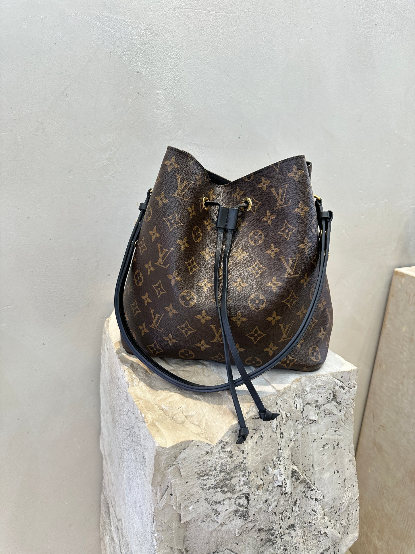 Louis Vuitton Neo Noe
