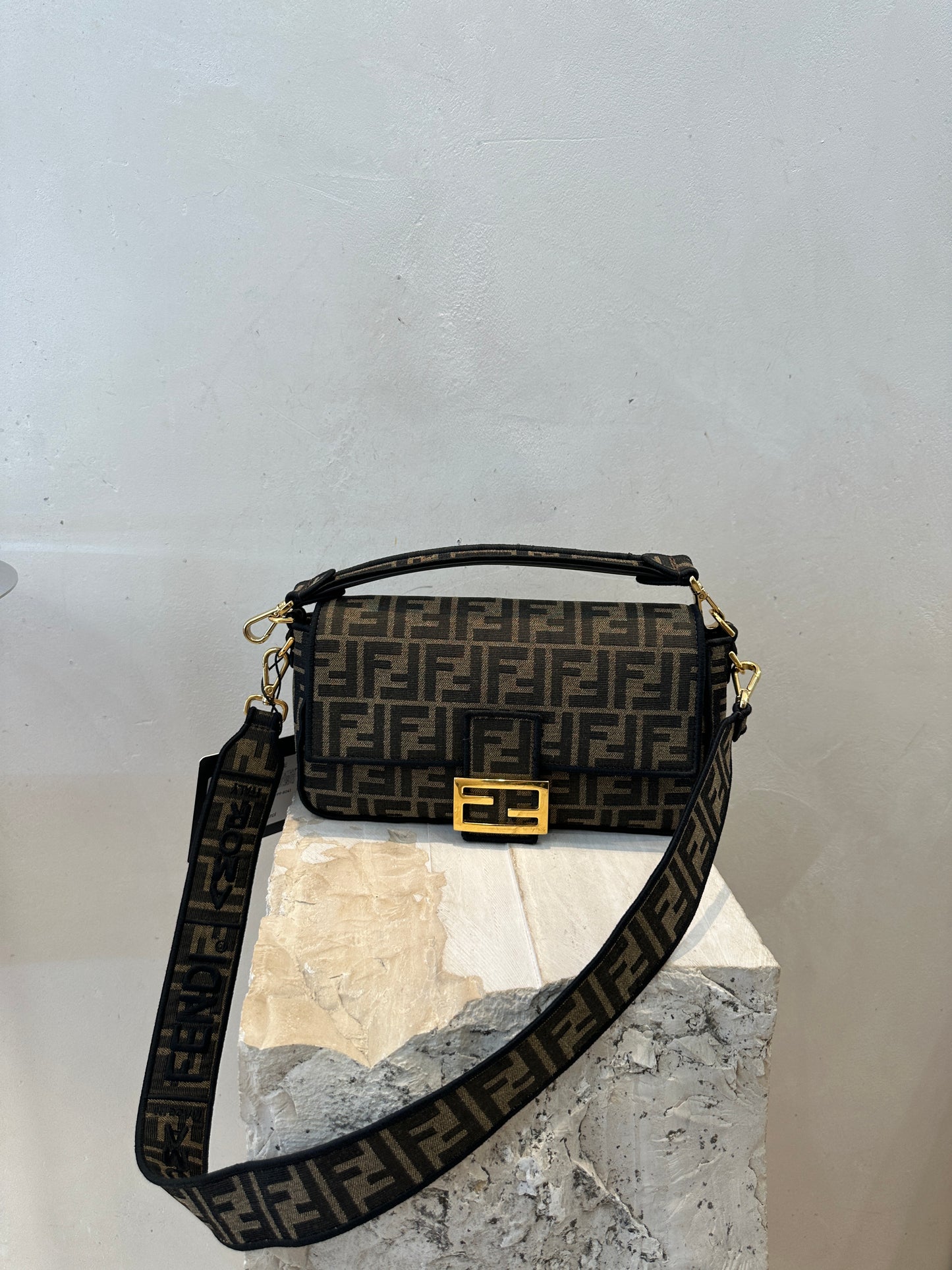 Fendi Baguette