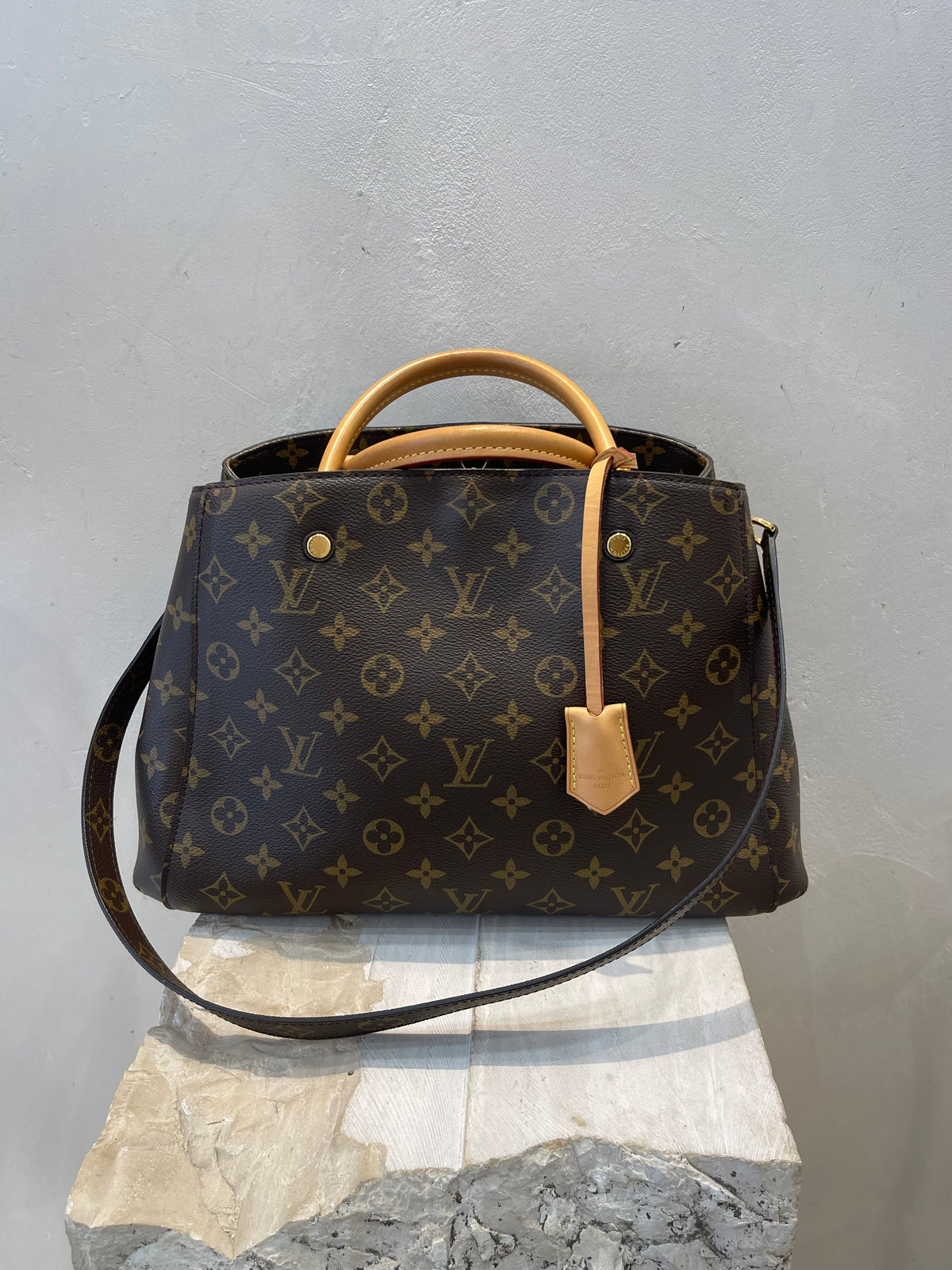Louis Vuitton Montaigne Tg Media