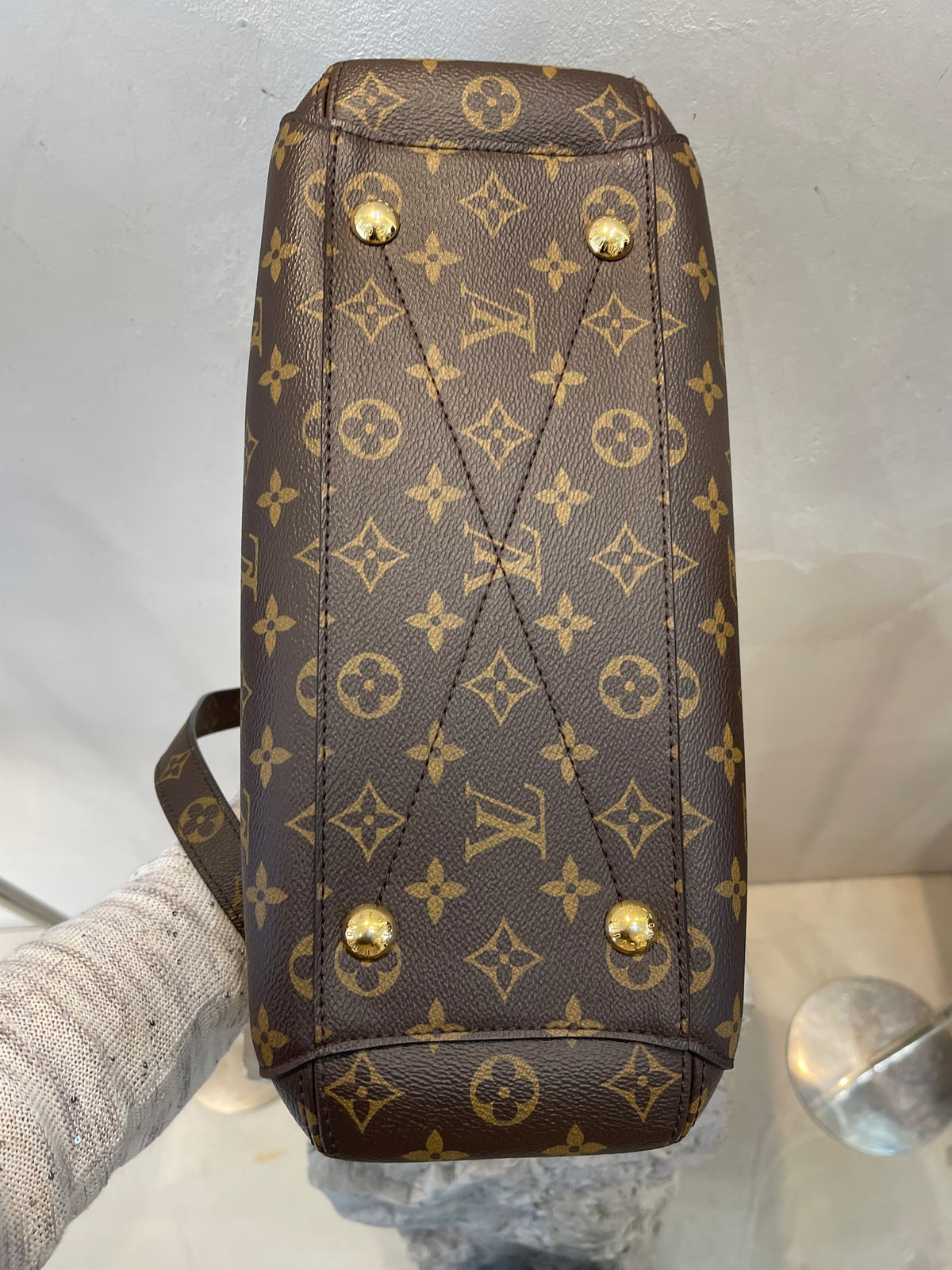 Louis Vuitton Montaigne Tg Media