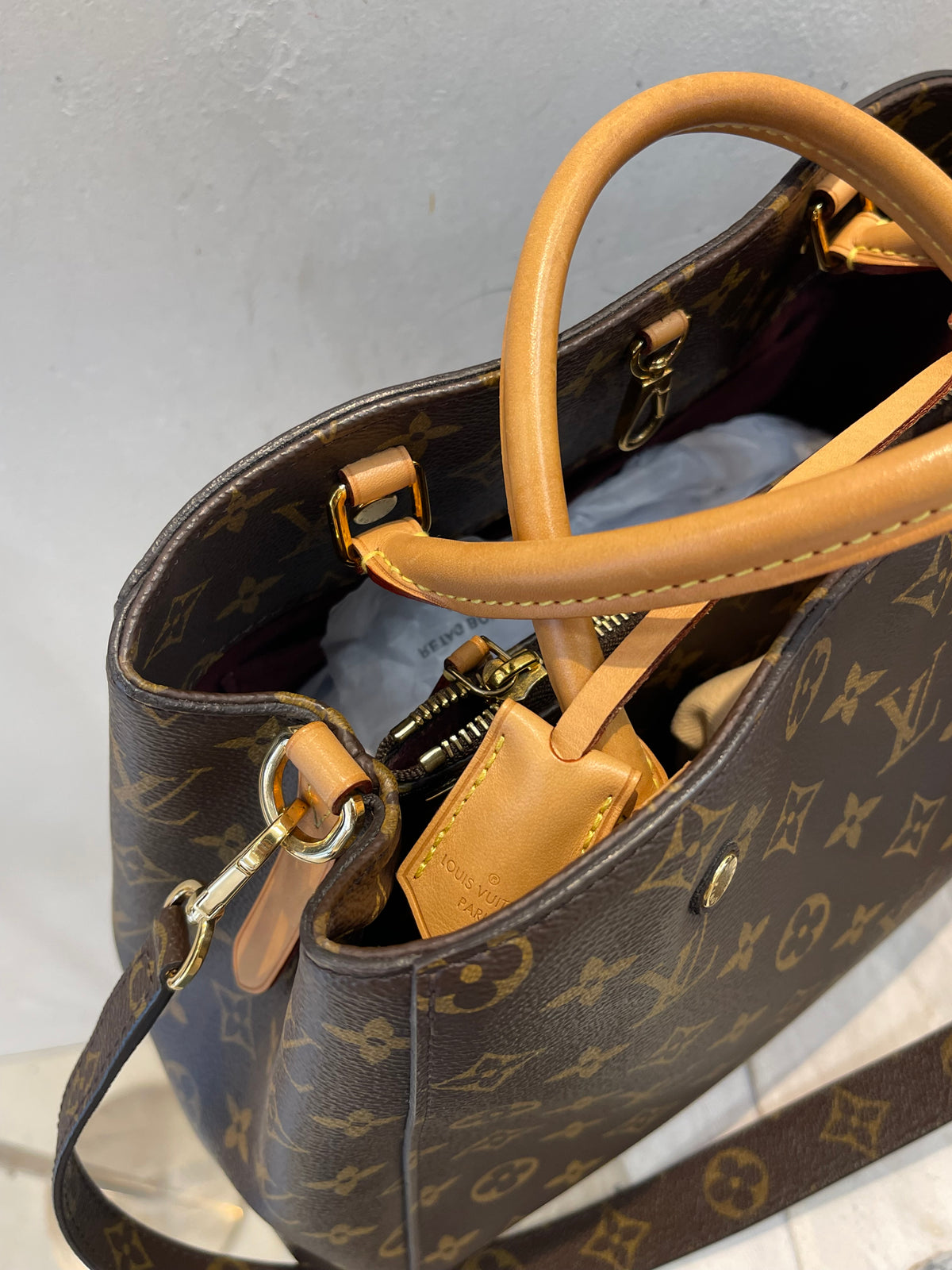 Louis Vuitton Montaigne Tg Media