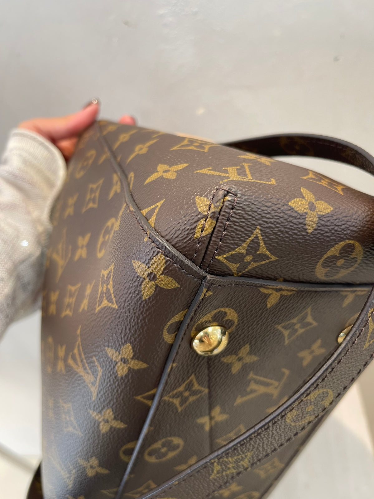 Louis Vuitton Montaigne Tg Media