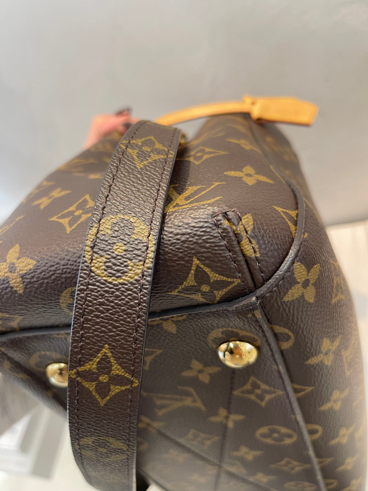 Louis Vuitton Montaigne Tg Media