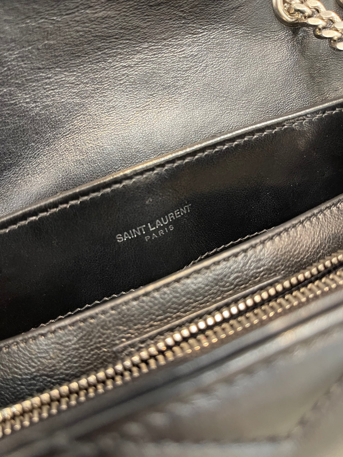 Saint Laurent Loulou